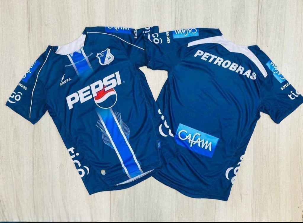 RETRO MILLONARIOS