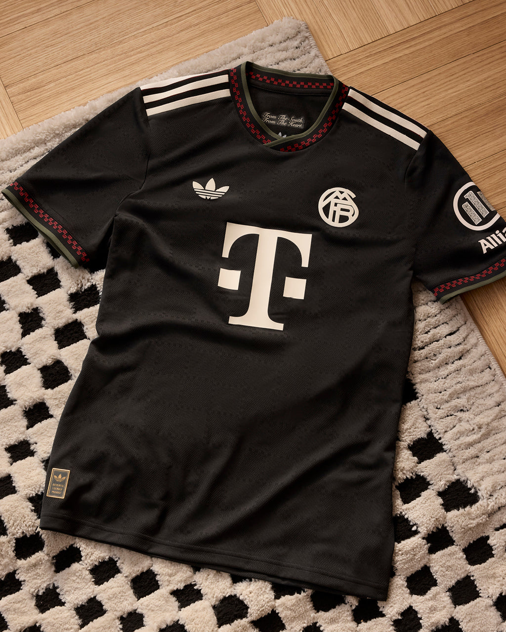 BAYERN MÚNICH 3RA EQUIPACIÓN 26 PLAYER