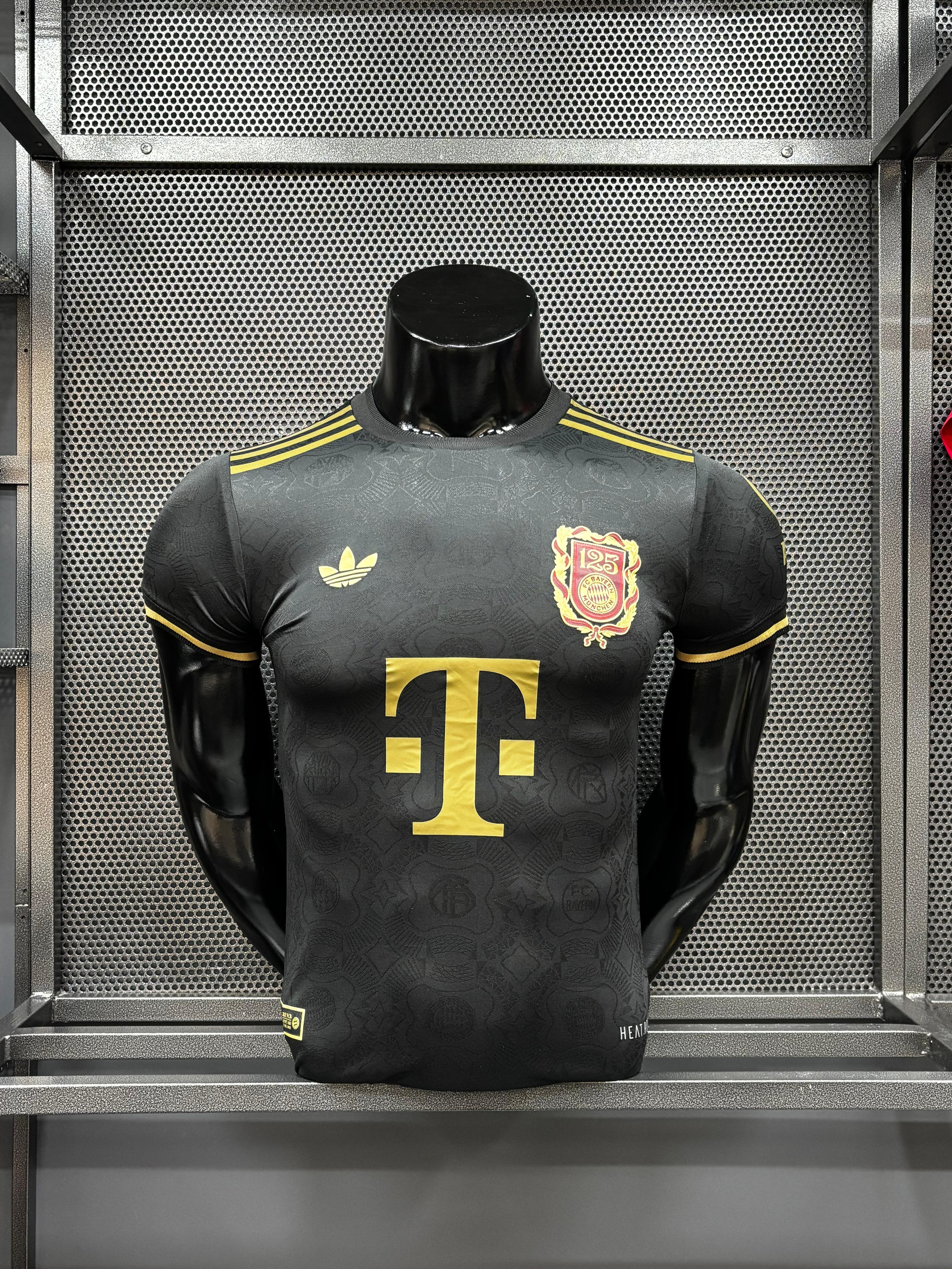 BAYERN MÚNICH 125 AÑOS